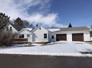 705 E Township Rd, Hazelton, ND 58544