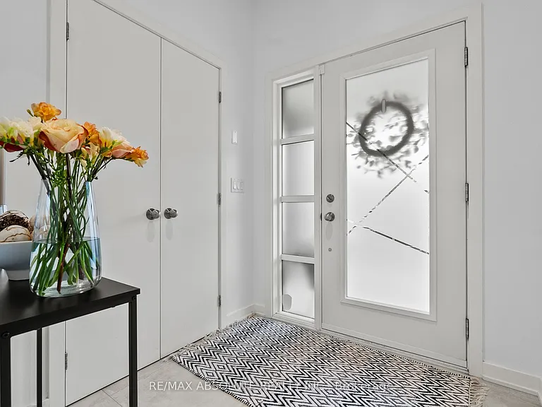 867 Chipping Cir — Photo 2