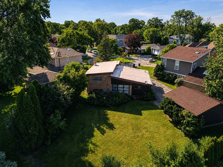 406 Sunset Dr — Photo 24