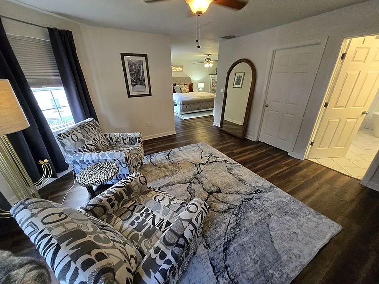217 Alameda Ave — Photo 24