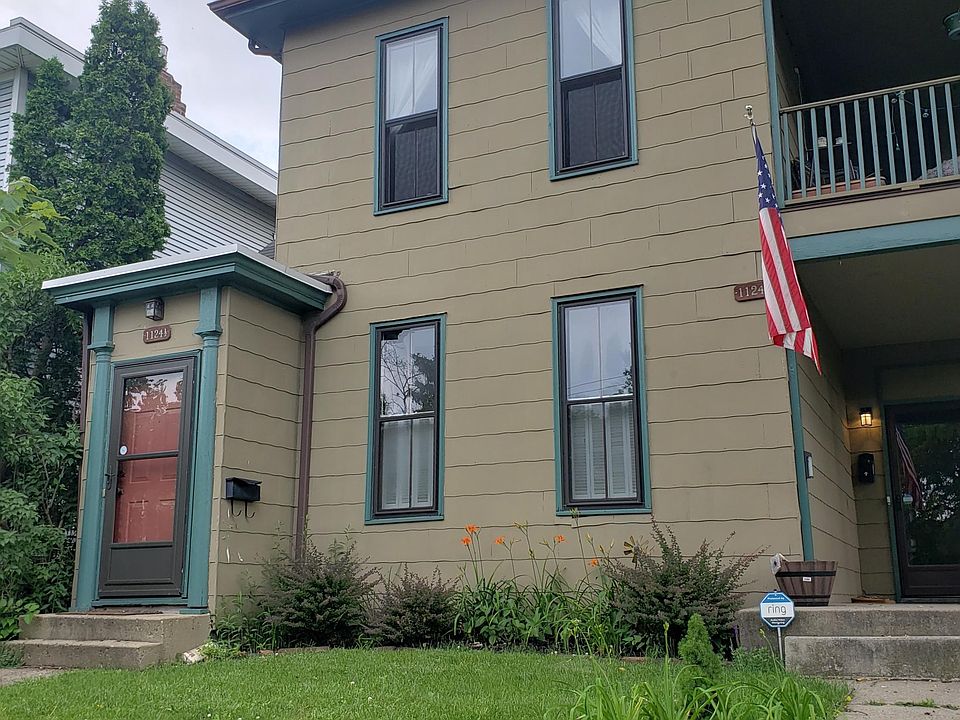1st image of 1124 1/2 Highland St