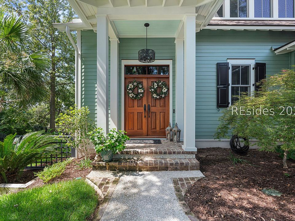 1st image of 8 Brighton Trace
