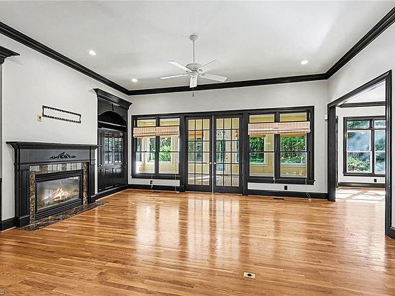 5th image of 807 Northern Shores Point