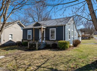116 W H St, Elizabethton, TN 37643