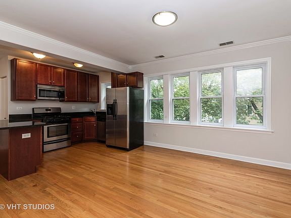 4th image of 1409 W North Shore Ave APT 2