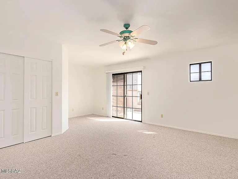 237 N Ashbury Ln — Photo 10