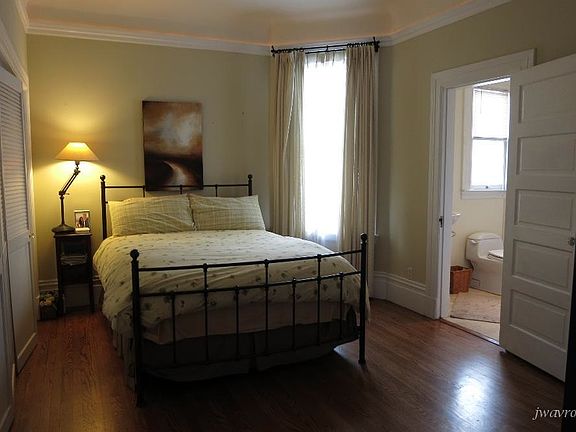 5th image of 287 Connecticut St