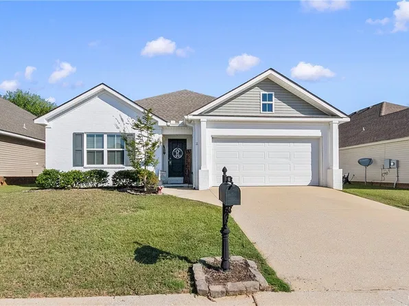 426 Barn Wood Rd, Tuscaloosa, AL 35405