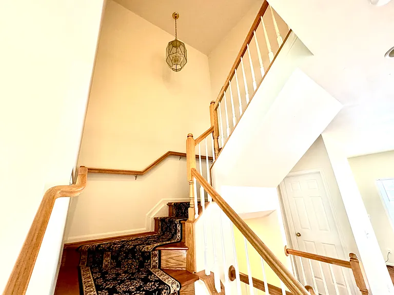3381 Beechcliff Dr — Photo 15