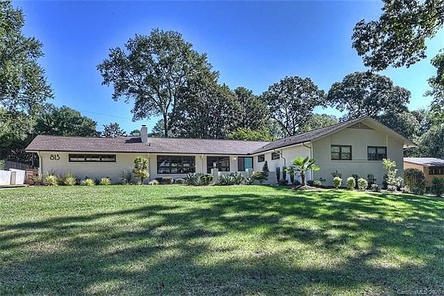 1st image of 813 Wingrave Dr