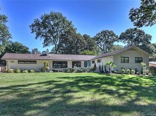 813 Wingrave Dr, Charlotte, NC 28270