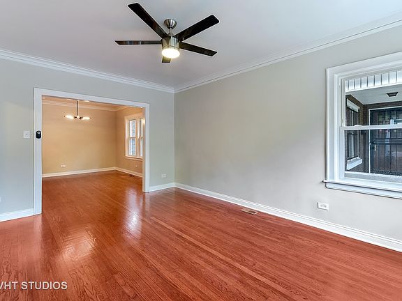 3rd image of 1651 N Lorel Ave