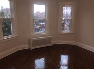 573 Dahill Rd #1, Brooklyn, NY 11218