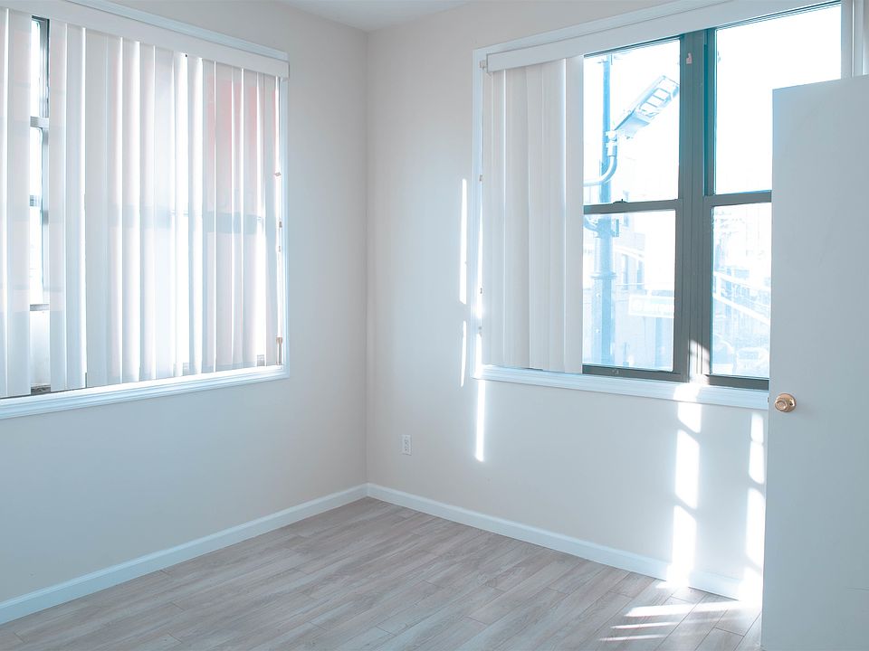 1st image of 4000 Bergenline Ave