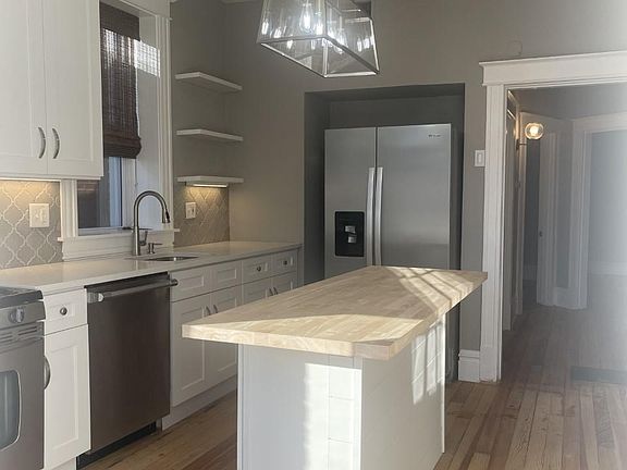 2nd image of 3816 McRee Ave #2F