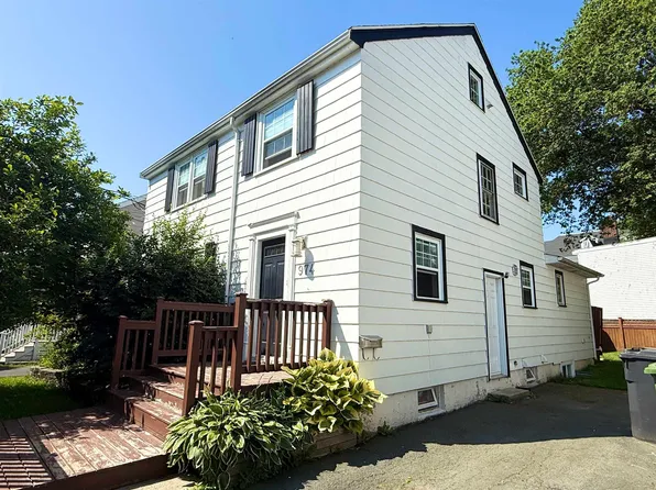 McLean St #974, Halifax, NS B3H 2V1