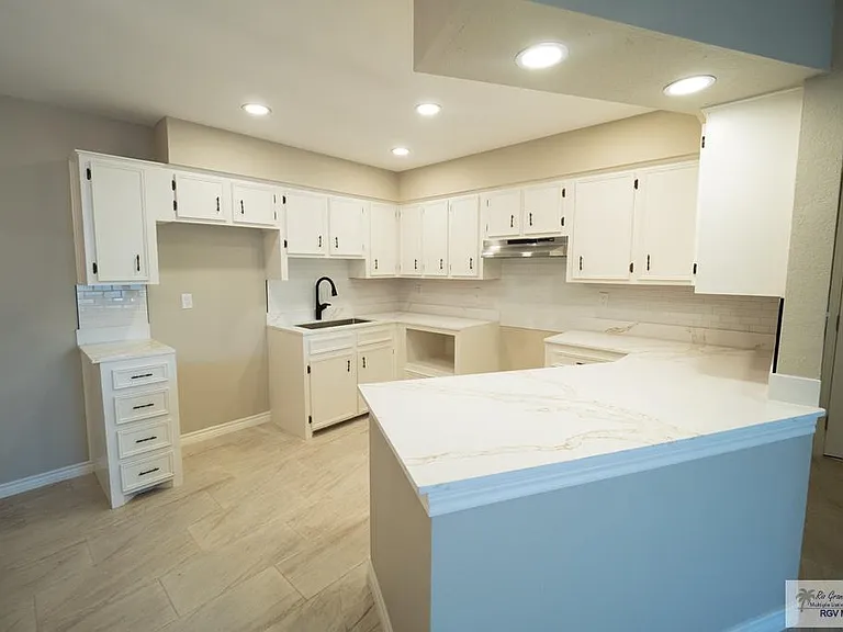 23919 Ellie Ln — Photo 31