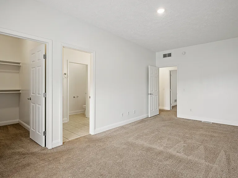 Fieldstone Apartments — Photo 30