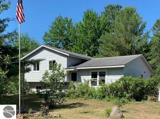 6650 Birch Lake Rd, Kewadin, MI 49648