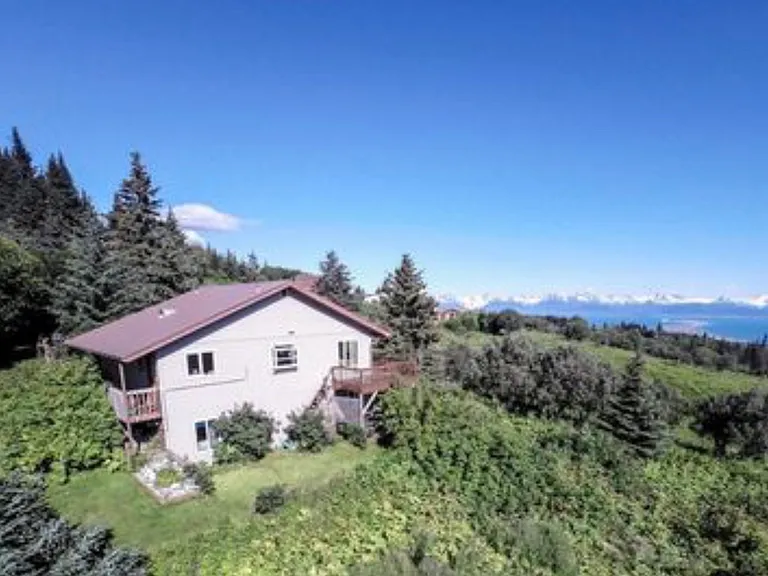 4835 Rosewood Ct — Photo 2