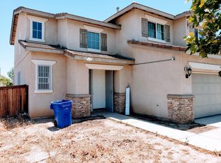 15089 Strawberry Ln, Adelanto, CA 92301