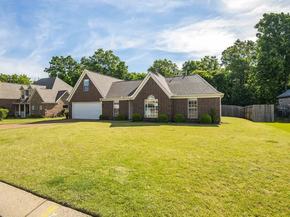 525 Tate Dr, Oakland, TN 38060