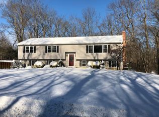 7 Wellington Dr, Orange, CT 06477
