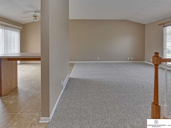 5th image of 11651 Newport Ave