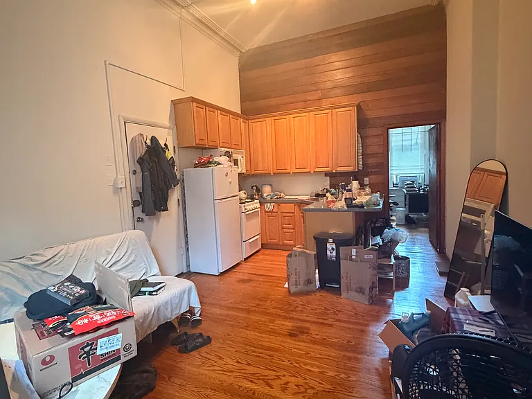 2106 Pine St #1F — Photo 3