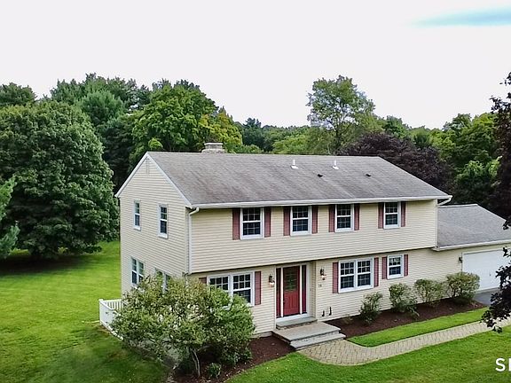 2nd image of 24 Canaan Way
