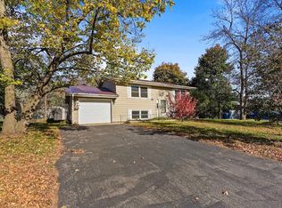 415 W Ash St, Saint Joseph, MN 56374