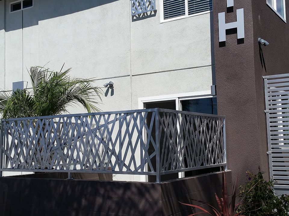 1st image of 4577 35th St APT 11