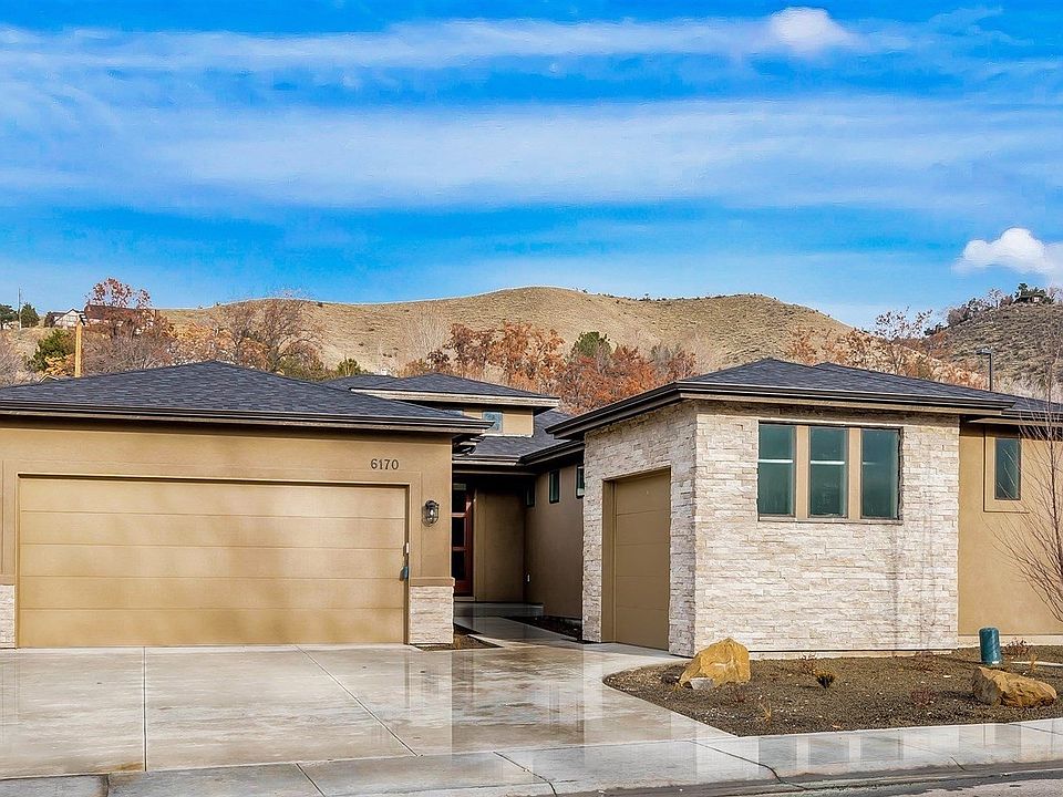 Close to the foothills!