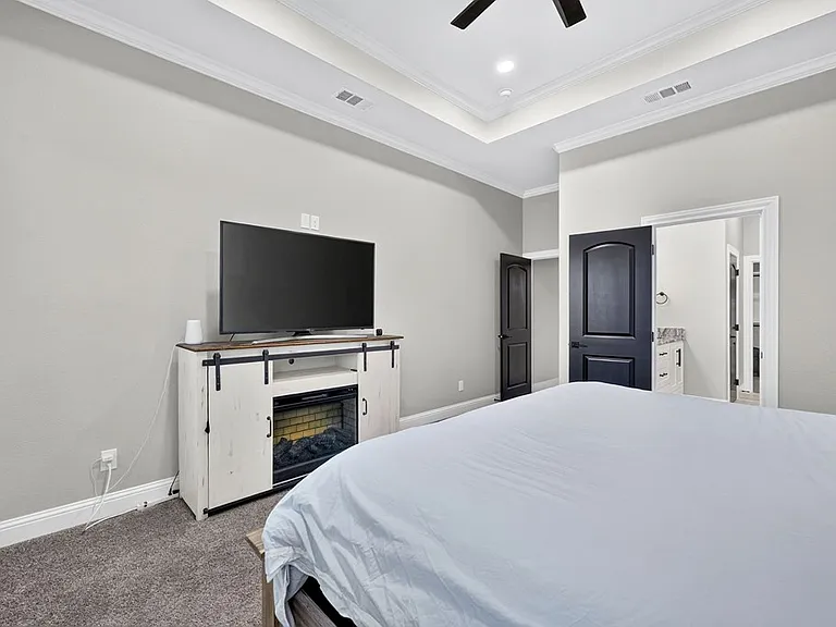 8619 La Jolla Dr — Photo 34