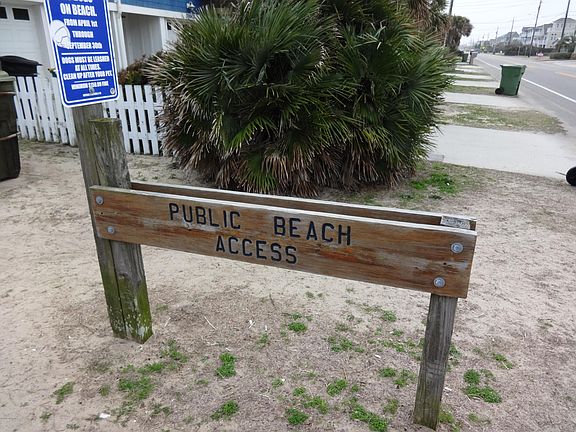 4th image of 1005 N Fort Fisher Boulevard