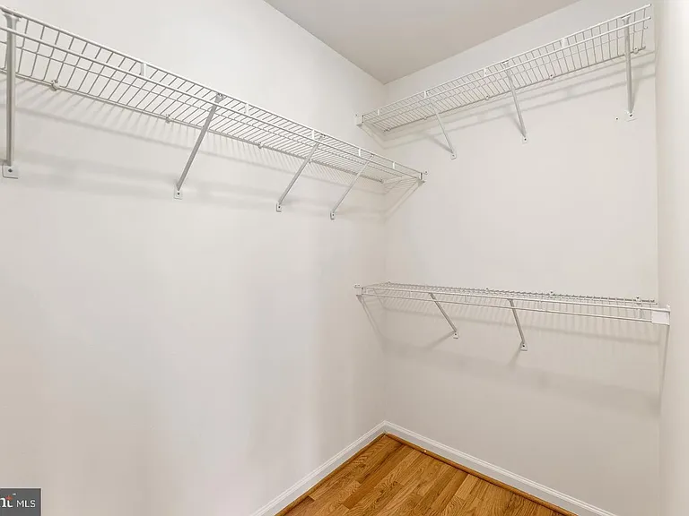 13700 Barksdale Dr — Photo 49