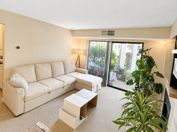 9705 Mesa Springs Way Unit 219, San Diego, CA 92126