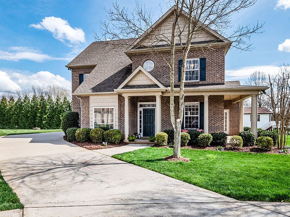 1st image of 1204 Harrison Glen Ln