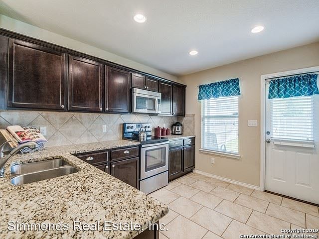 1st image of 460 Auburn Park