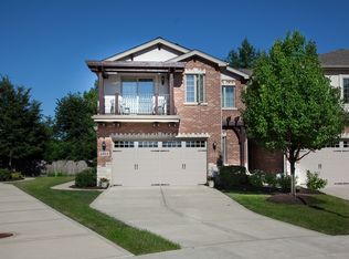 2403 Nicola Ct, Addison, IL 60101