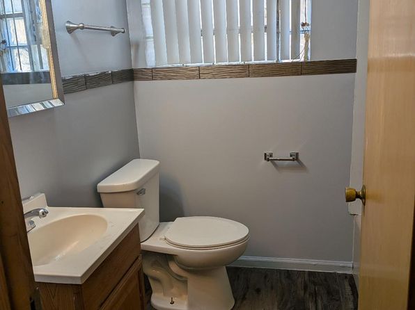 400 Yates Ave APT 1