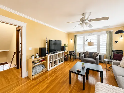 18 Linden Pl #2 Photo 1