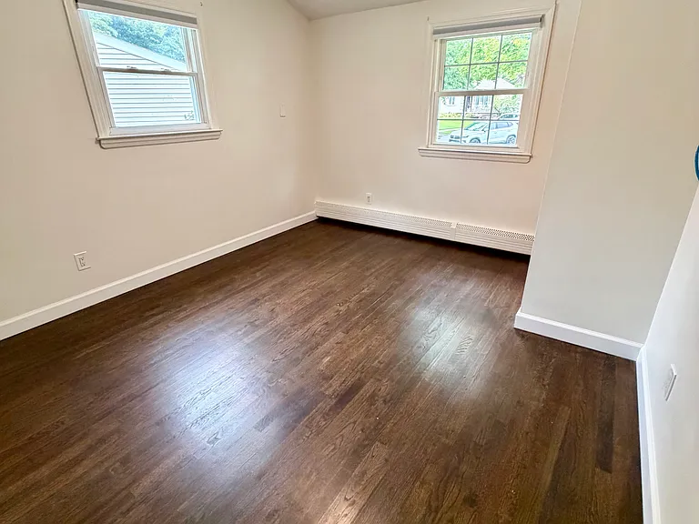 53 Longworth Ave — Photo 7