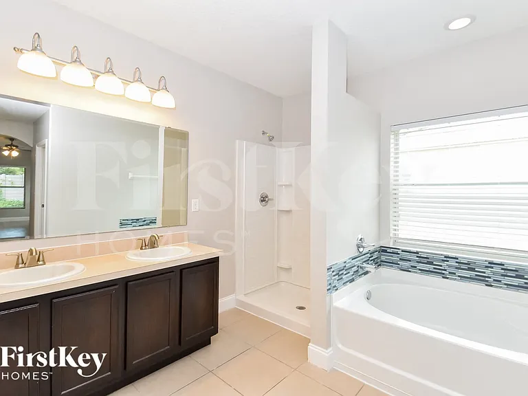 481 Nadeau Way — Photo 10