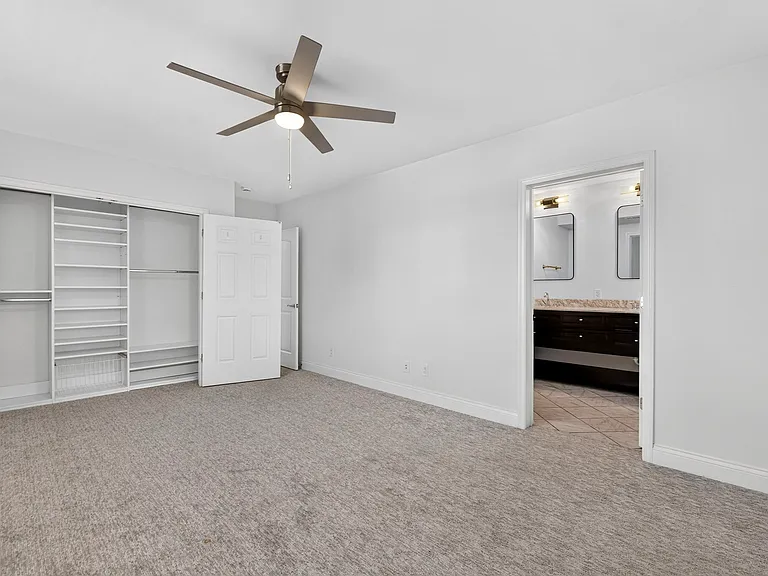7517 Oxford Dr #12C — Photo 14