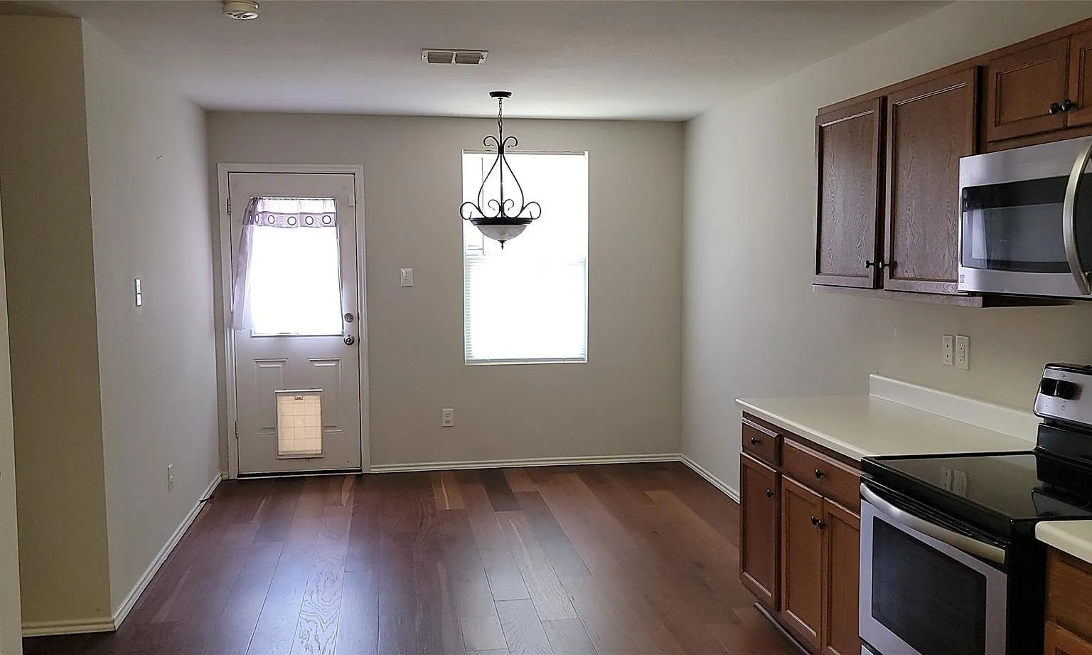 13371 Hursey Dr — Photo 4