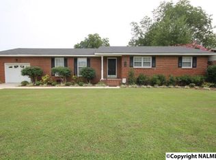 1518 14th Ave SW, Decatur, AL 35601