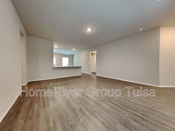 4th image of 29104 E 80th Pl S