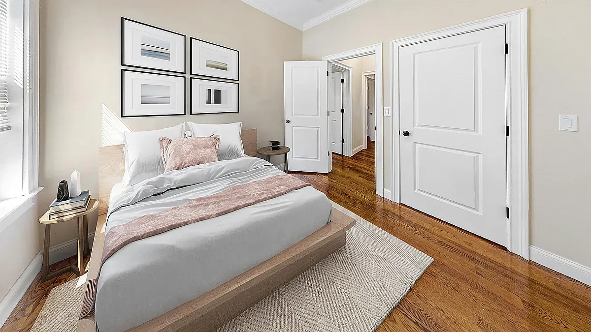 4 bed, 9999 sqft, $2,995 — Photo 4
