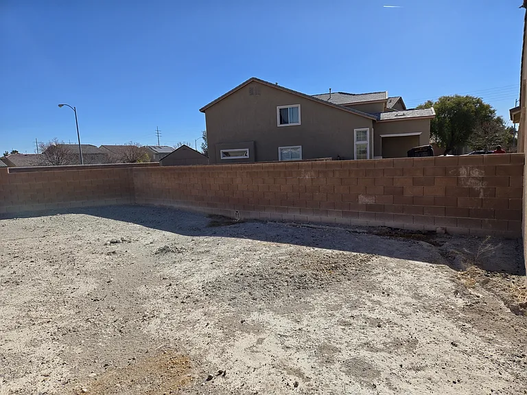 332 Whitney Breeze Ave — Photo 15
